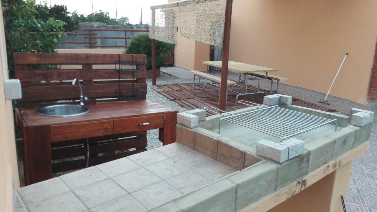 Casa Marina Lu Tuvaraggiu Casa Vacanze Sorso Exterior foto