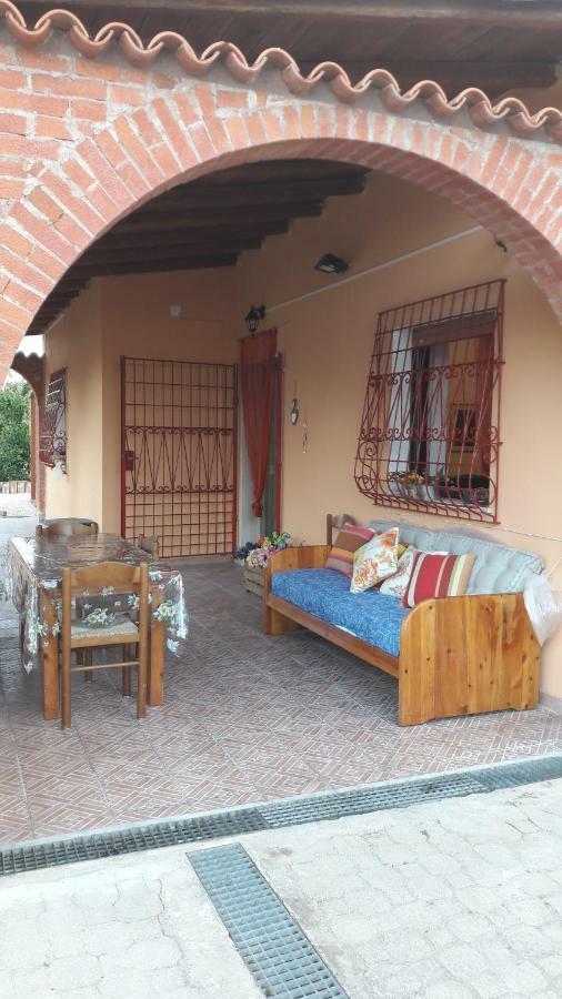 Casa Marina Lu Tuvaraggiu Casa Vacanze Sorso Exterior foto